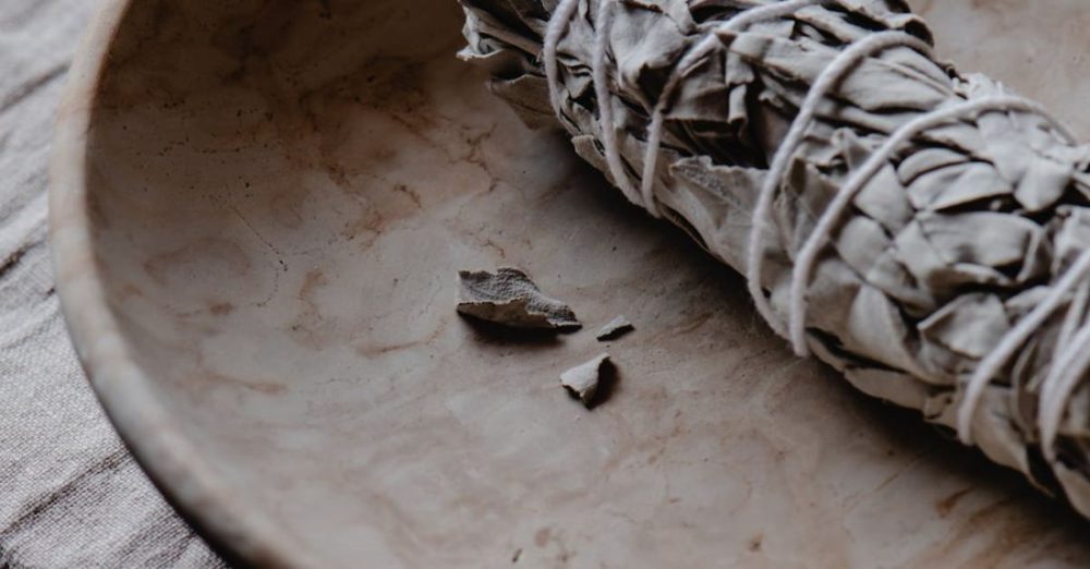 Energy Healing - Ceramic Plate with White Sage Smudge Stick